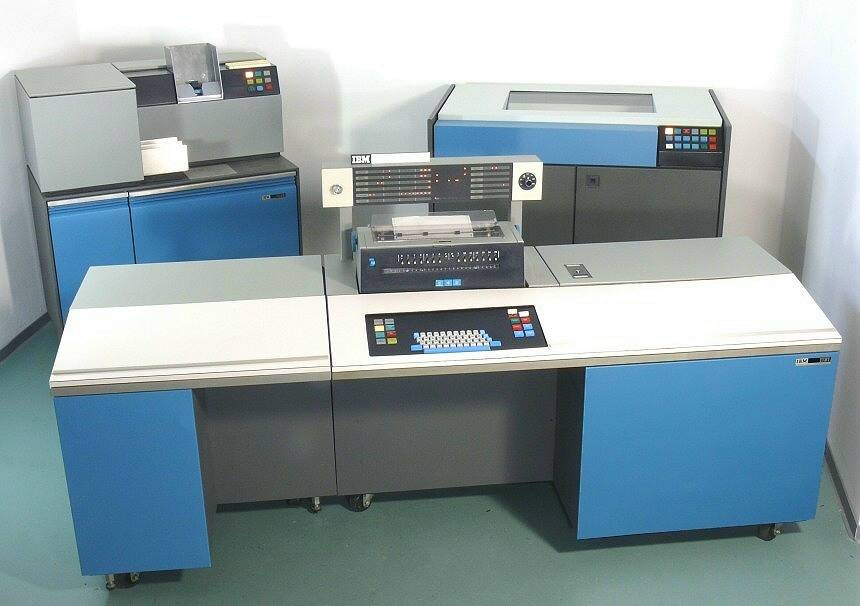 ibm-1130.jpg ibm-1130.jpg